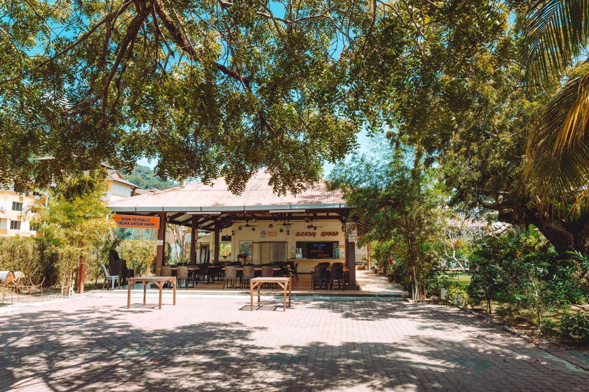 Pangkor Sandy Beach Resort Кампонг-Пасир-Богак Экстерьер фото